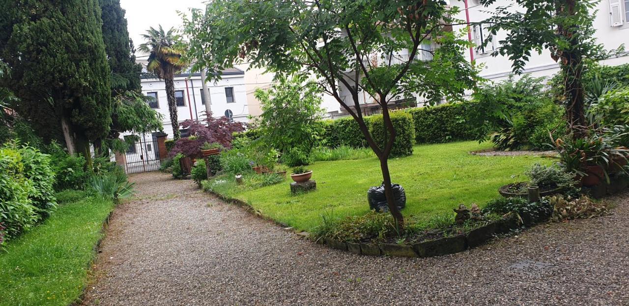 Alejlop Apartment Gorycja Zewnętrze zdjęcie